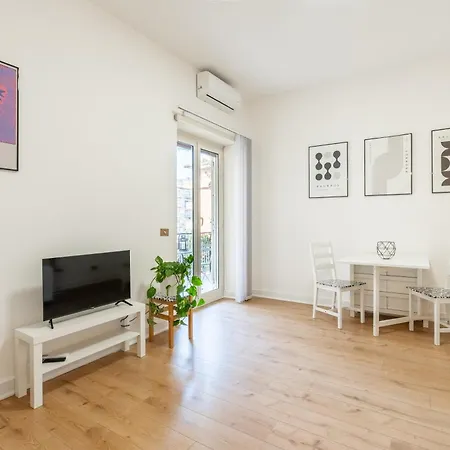 Gemelli Apartment-2